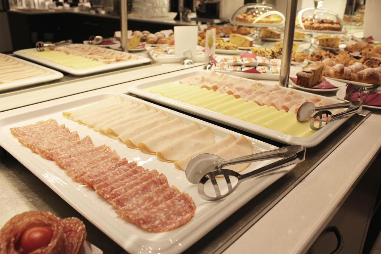 An Hotel Dependance Milano Melegnano Carpiano Экстерьер фото